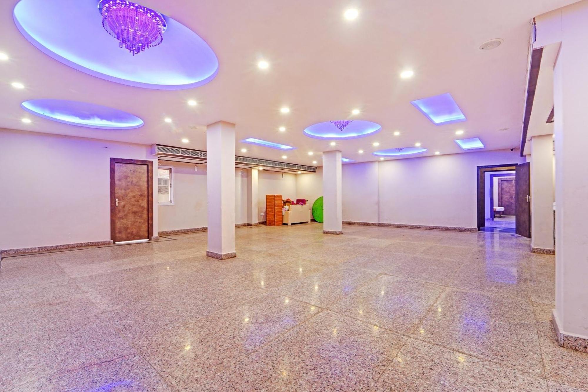 Hotel O Saharsh Hotel Patna  Exteriör bild