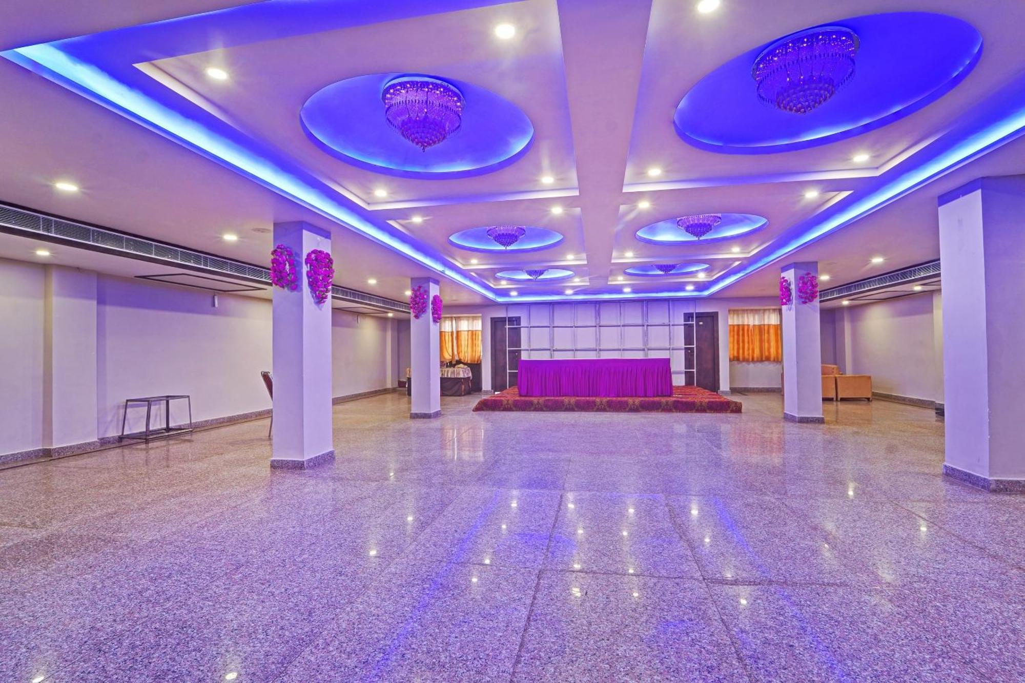 Hotel O Saharsh Hotel Patna  Exteriör bild